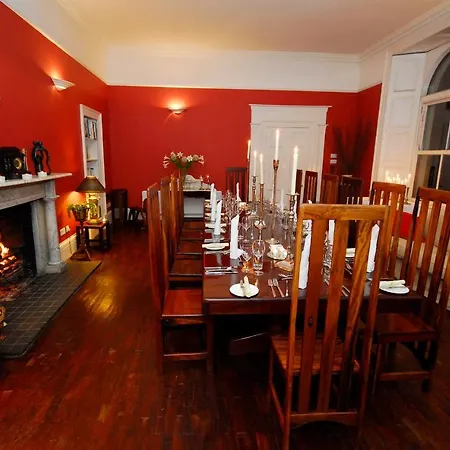 Barnabrow Country house *